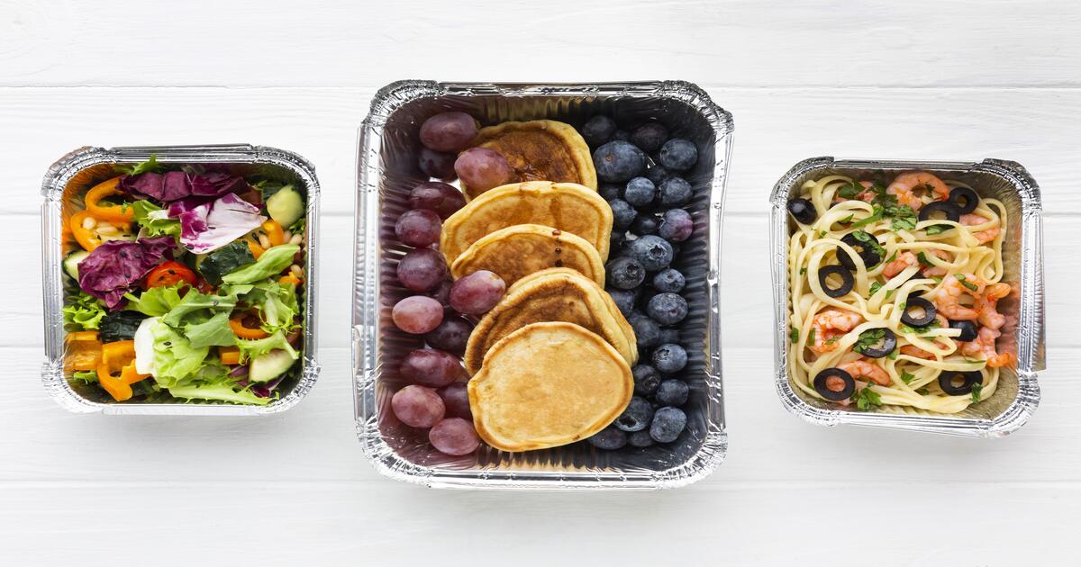 ถาดฟอยล์เข้าไมโครเวฟได้ไหม เข้าเตาอบได้ไหม